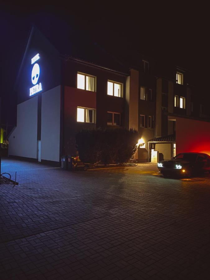 Hotel Petra Hrabusice Exterior photo